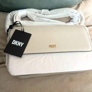 DKNY  Bryant Medium Flap Crossbody